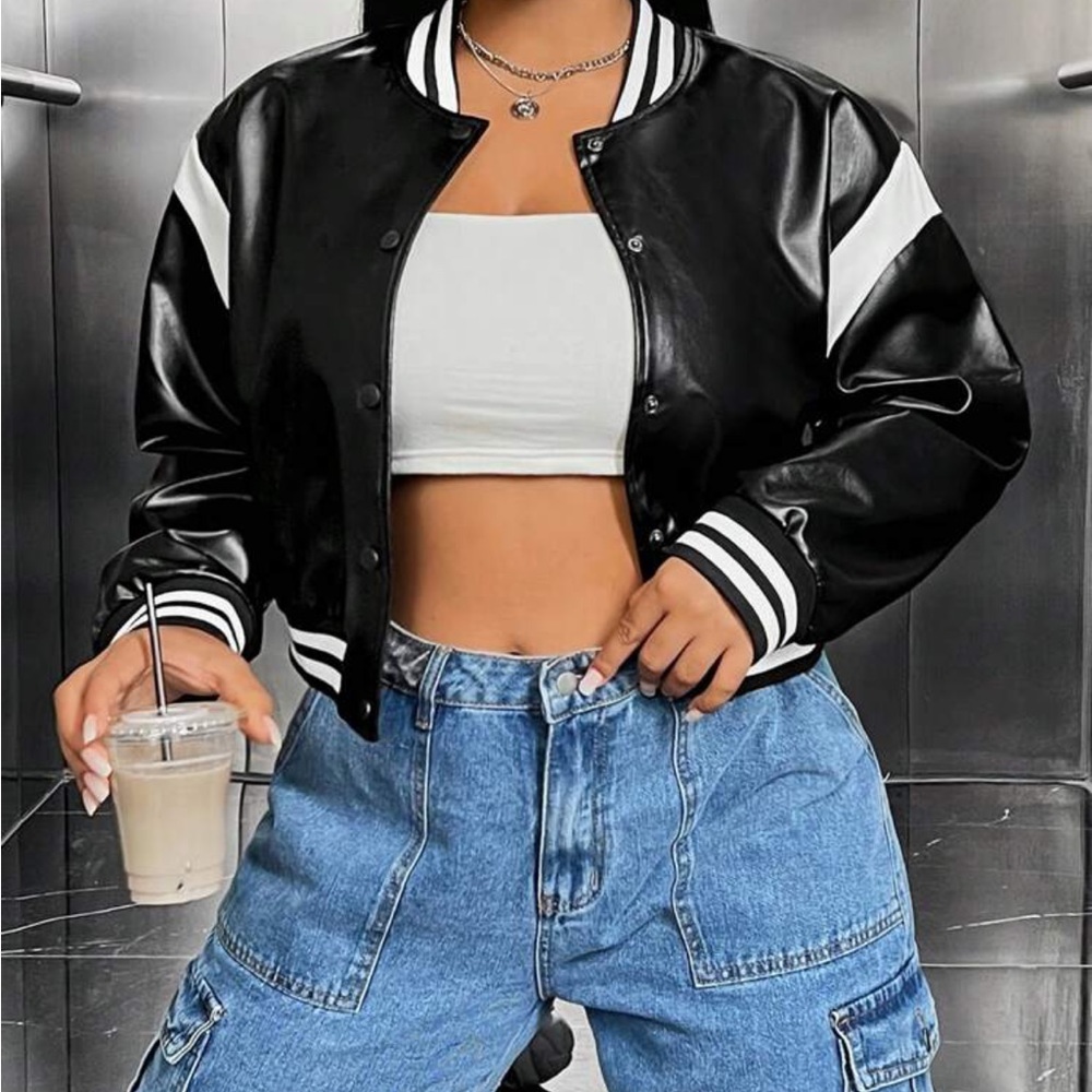 Cropped Faux leather jacket Plus
